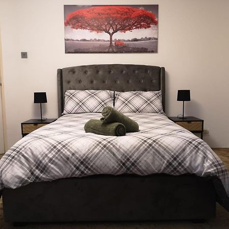 Mossbank House Luton Airport Hotel Eksteriør billede